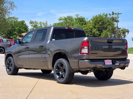 Granite Crystal Metallic Clearcoat 2023 RAM 1500 Big Horn/Lone Star