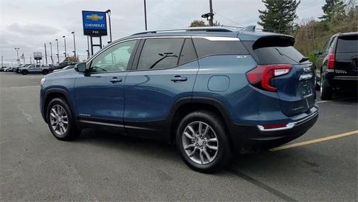 2024 GMC Terrain SLT