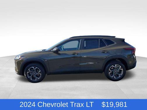 Harvest Bronze Metallic 2024 Chevrolet Trax LT