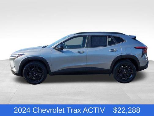 Sterling Gray Metallic 2024 Chevrolet Trax FWD ACTIV