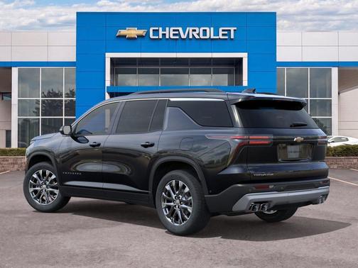 Mosaic Black Metallic 2026 Chevrolet Traverse LT