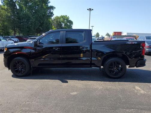 2022 Chevrolet Silverado 1500 RST