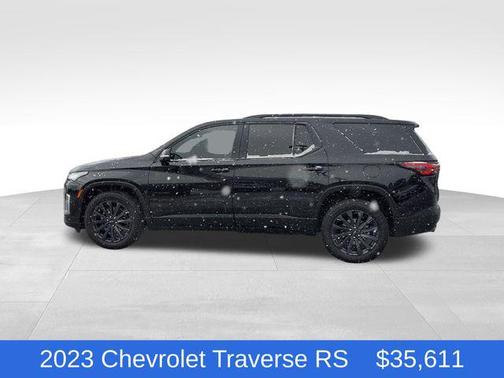 2023 Chevrolet Traverse RS