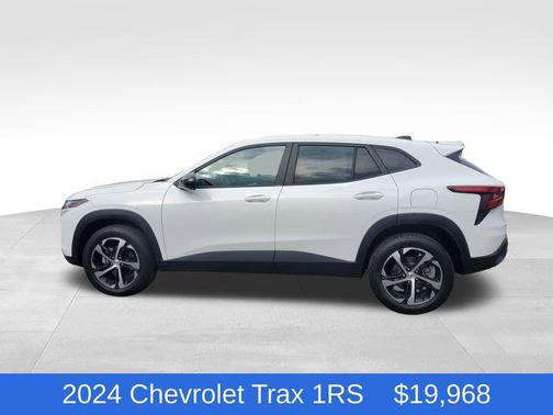 Summit White 2024 Chevrolet Trax FWD 1RS