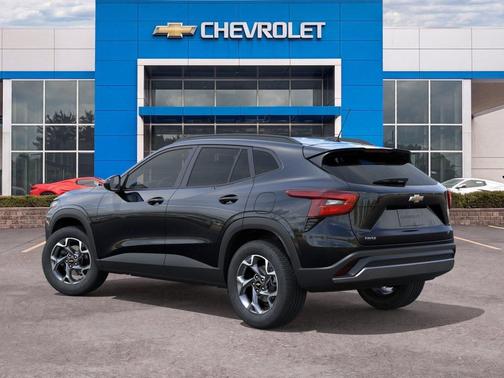 Mosaic Black Metallic 2026 Chevrolet Trax LT