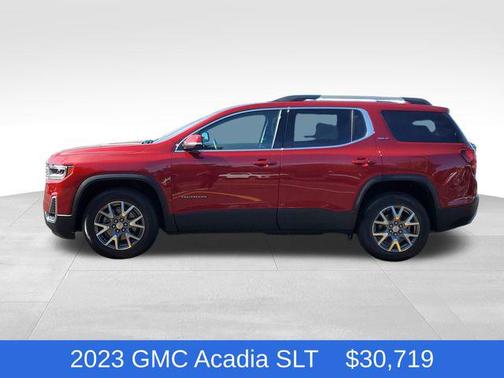 2023 GMC Acadia AWD SLT