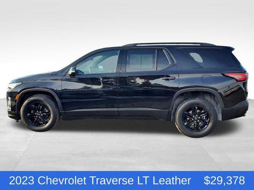 2023 Chevrolet Traverse LT Leather