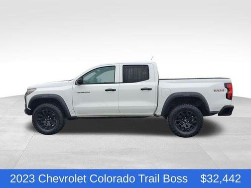 Summit White 2023 Chevrolet Colorado Trail Boss