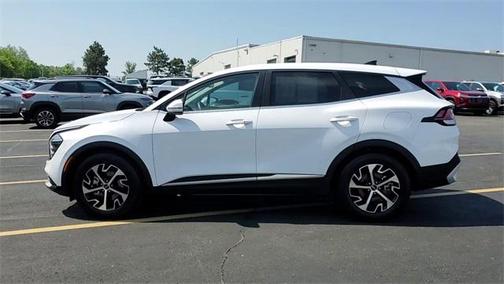 2024 Kia Sportage EX