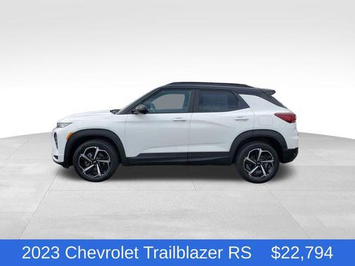Summit White 2023 Chevrolet Trailblazer RS