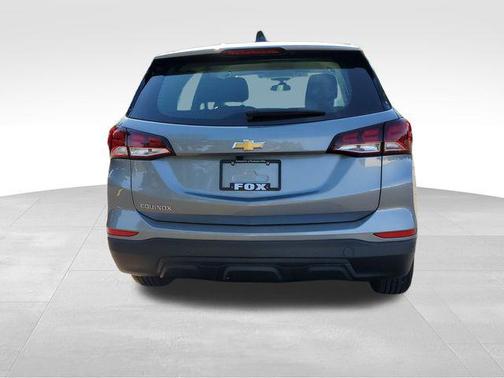 Sterling Gray Metallic 2024 Chevrolet Equinox LS