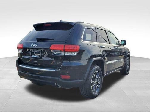 Diamond Black Crystal Pearlcoat 2018 Jeep Grand Cherokee Limited