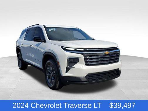 2024 Chevrolet Traverse LT