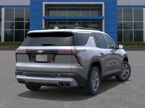 Sterling Gray Metallic 2026 Chevrolet Traverse LT