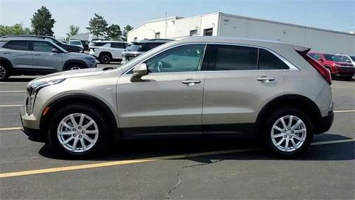 2022 Cadillac XT4 Luxury