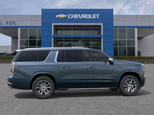 2025 Chevrolet Suburban Premier
