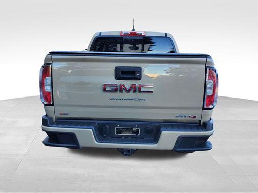 2022 GMC Canyon AT4