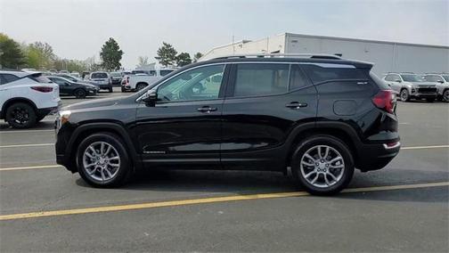 2022 GMC Terrain SLT