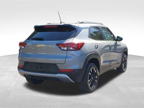 Sterling Gray Metallic 2023 Chevrolet Trailblazer LT