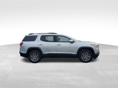 Quicksilver Metallic 2017 GMC Acadia SLE-2