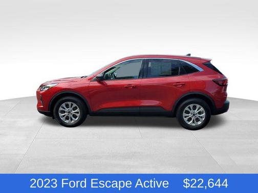 RAPID RED MET TINTED CC 2023 Ford Escape Active
