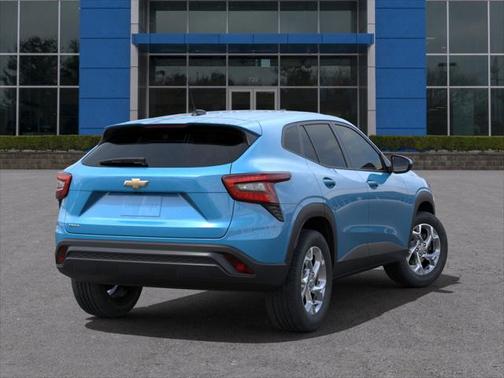 2025 Chevrolet Trax LS
