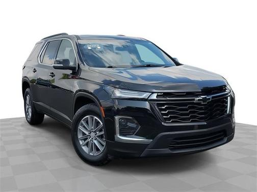 2022 Chevrolet Traverse LT Cloth