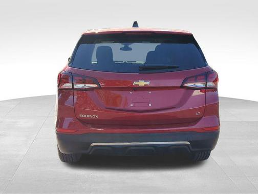 Radiant Red Tintcoat 2024 Chevrolet Equinox 1LT
