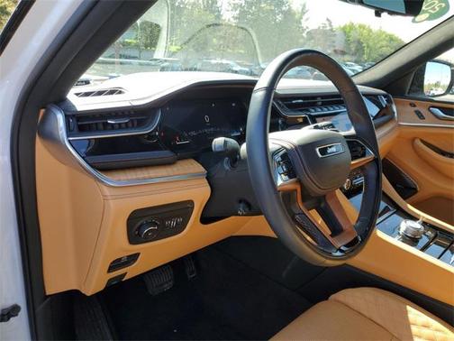 2022 Jeep Grand Cherokee L Summit Reserve