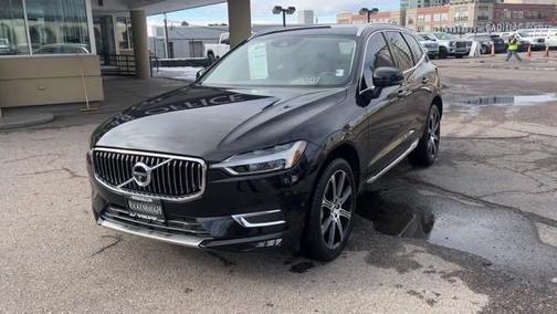 Photo 2 of 40 of 2019 Volvo XC60 T6 Inscription