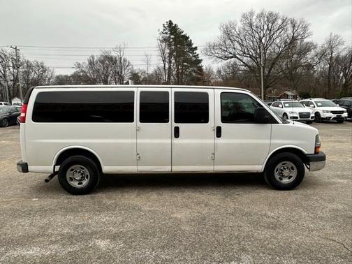 2016 Chevrolet Express 3500 LT