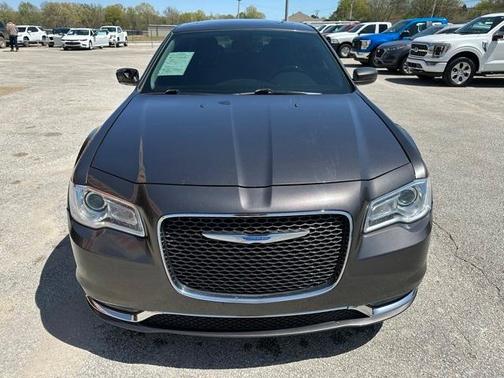 2018 Chrysler 300 Limited