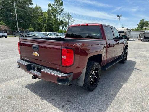 Siren Red Tintcoat 2017 Chevrolet Silverado 1500 LT