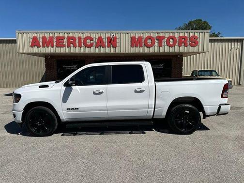 Bright White Clearcoat 2021 RAM 1500 Big Horn