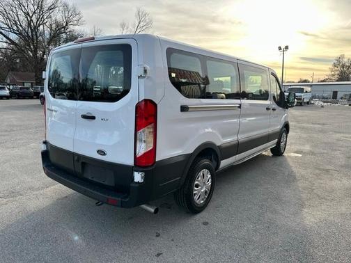2022 Ford Transit-350 XLT