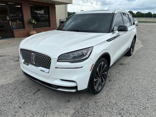White Metallic 2022 Lincoln Aviator Reserve AWD