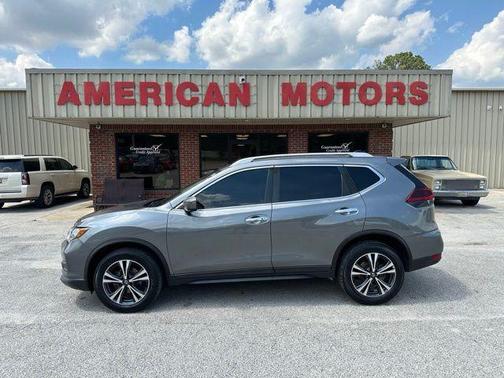 Gun Metallic 2020 Nissan Rogue SV