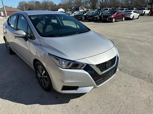 2021 Nissan Versa 1.6 SV
