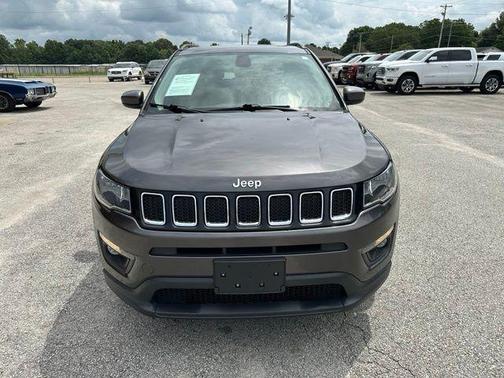 Granite Crystal Clearcoat Metallic 2021 Jeep Compass Latitude