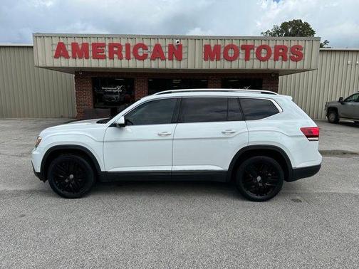 Pure White 2019 Volkswagen Atlas 3.6L SEL Premium