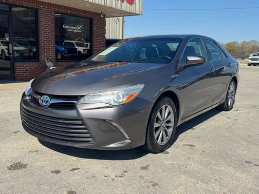 2017 Toyota Camry Hybrid XLE