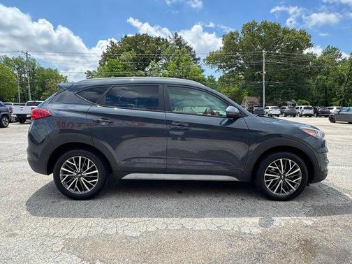 2021 Hyundai TUCSON SEL