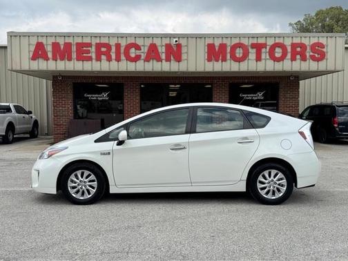 2015 Toyota Prius Plug-in Base