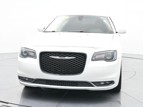 2020 Chrysler 300 S
