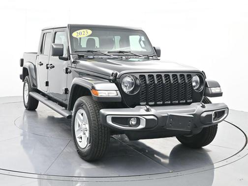 2023 Jeep Gladiator Sport S