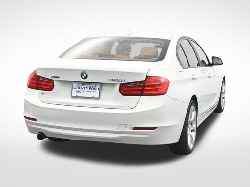 2014 BMW 320 i