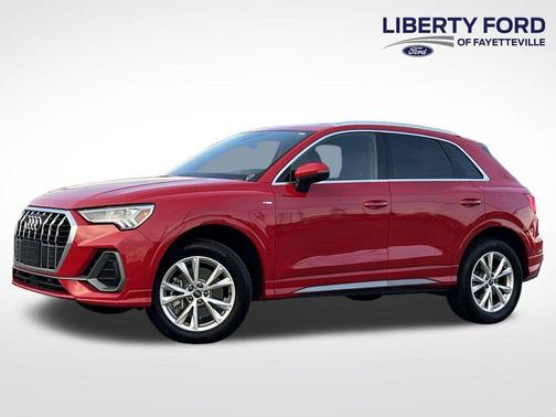 2024 Audi Q3 Premium 45 TFSI S line quattro Tiptronic