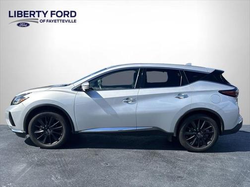 2023 Nissan Murano SL FWD