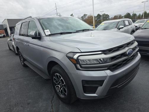 2024 Ford Expedition XLT