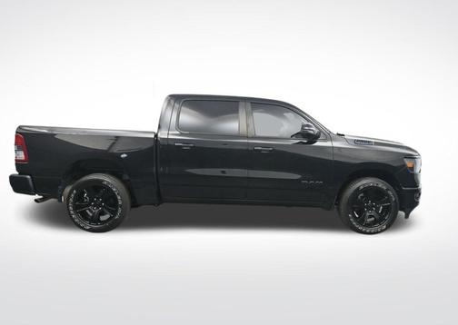 Diamond Black Crystal Pearlcoat 2023 RAM 1500 Big Horn/Lone Star